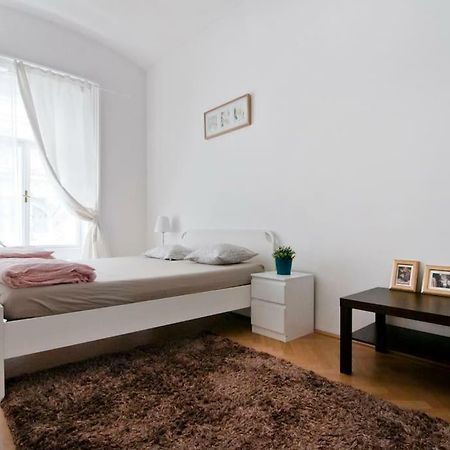 فيينا Marvelous Midtown Apartment المظهر الخارجي الصورة