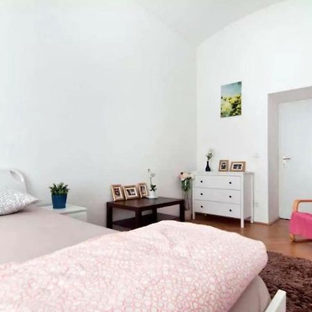 فيينا Marvelous Midtown Apartment المظهر الخارجي الصورة