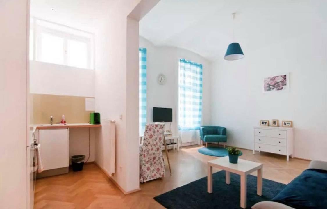 فيينا Marvelous Midtown Apartment المظهر الخارجي الصورة